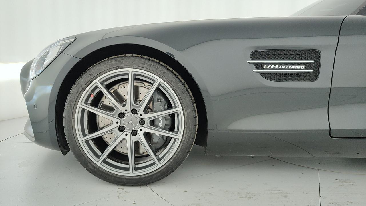 Mercedes-Benz AMG GT 4.0 462cv auto