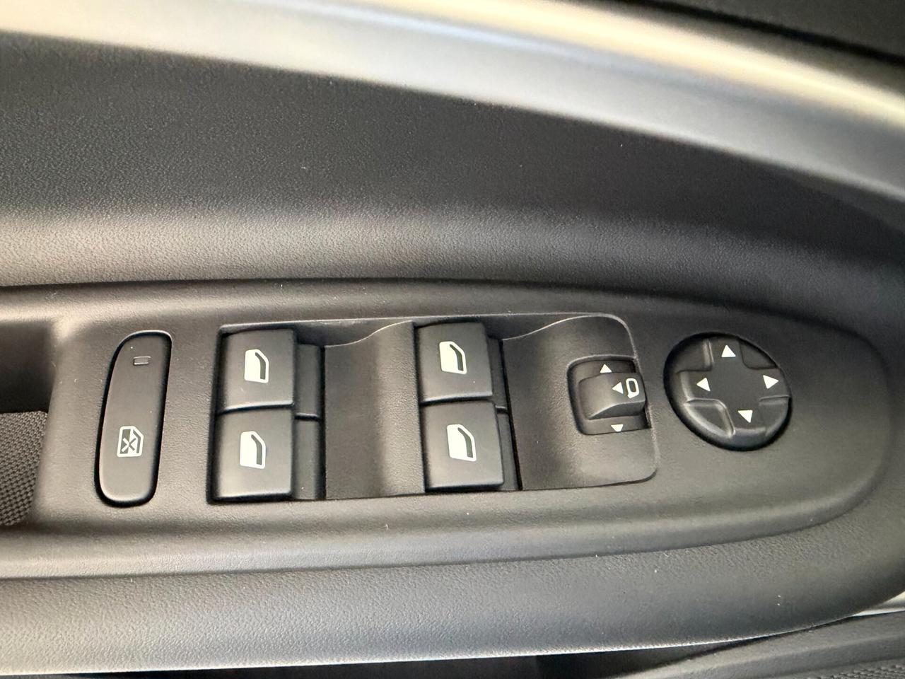 Jeep Avenger 1.2 Turbo 100 CV Summit