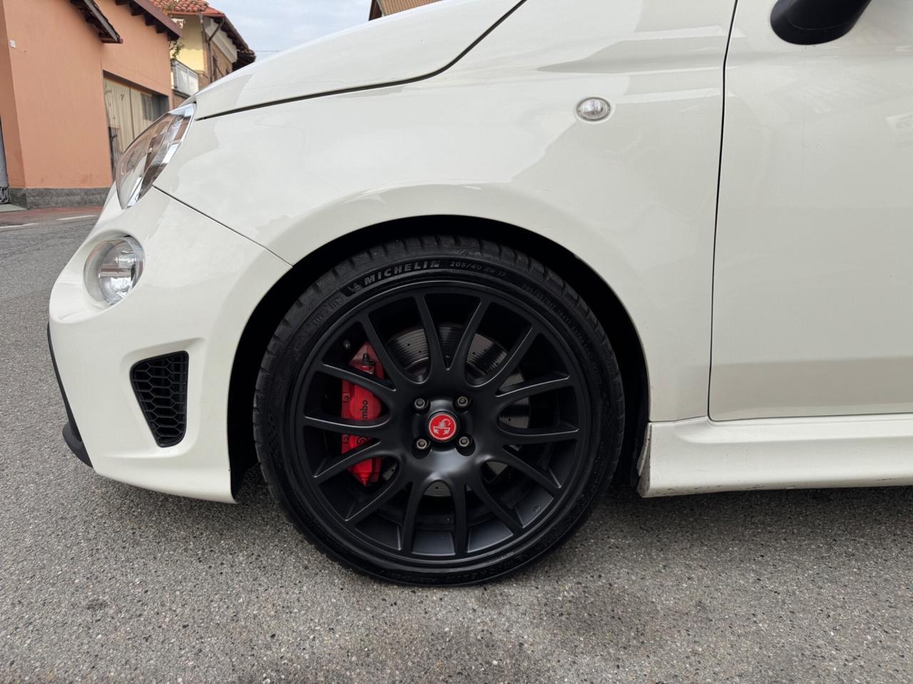 Abarth 595 1.4 Turbo T-Jet 180 CV Competizione
