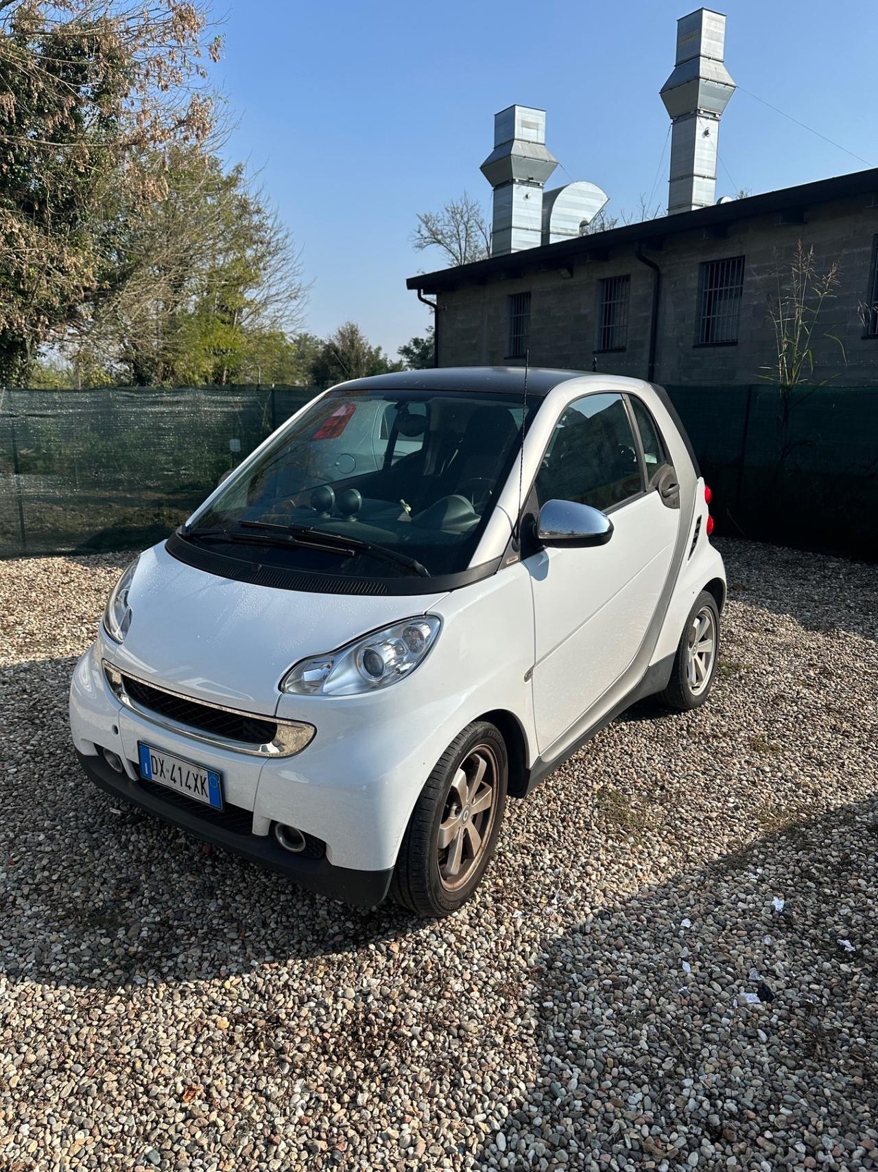 Smart ForTwo 1000 52 kW coupé passion