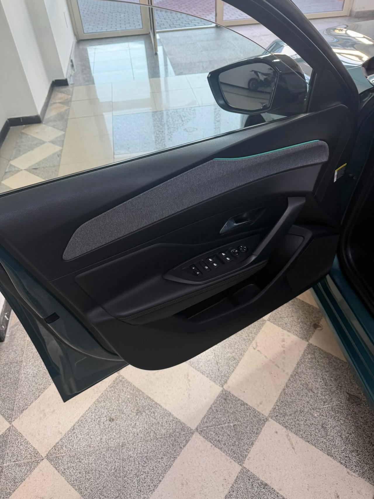 Peugeot 308 BlueHDi 130 S&S SW Allure 2022 MANNUALE