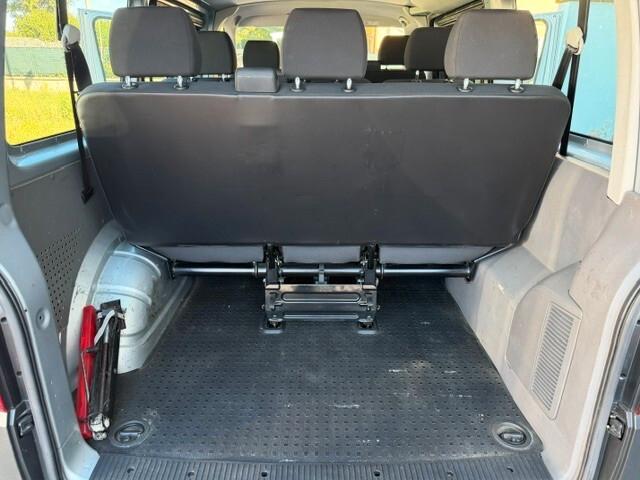 Volkswagen Caravelle T6 9 posti