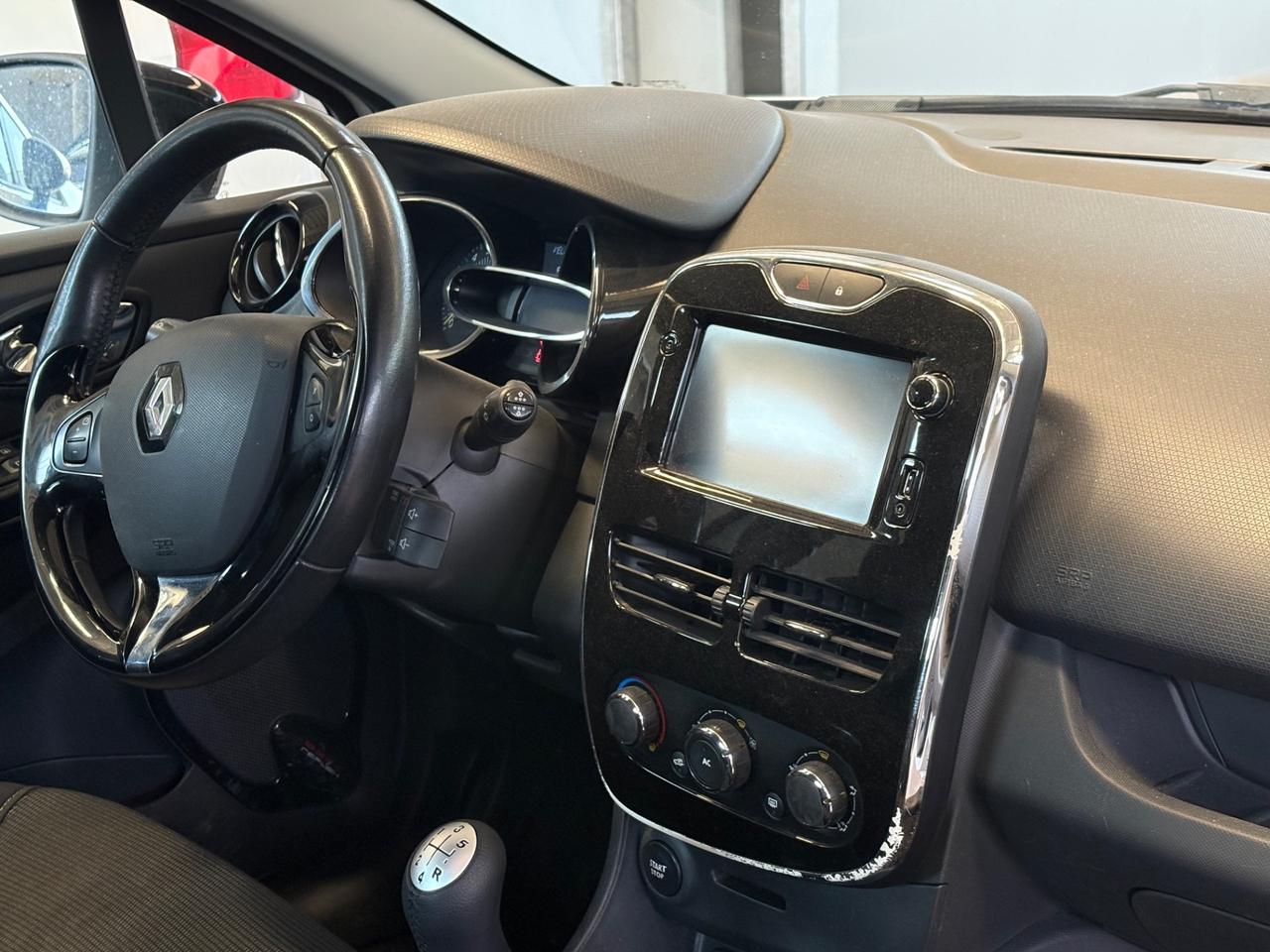 Renault Clio 1.2 75CV 5 porte Live