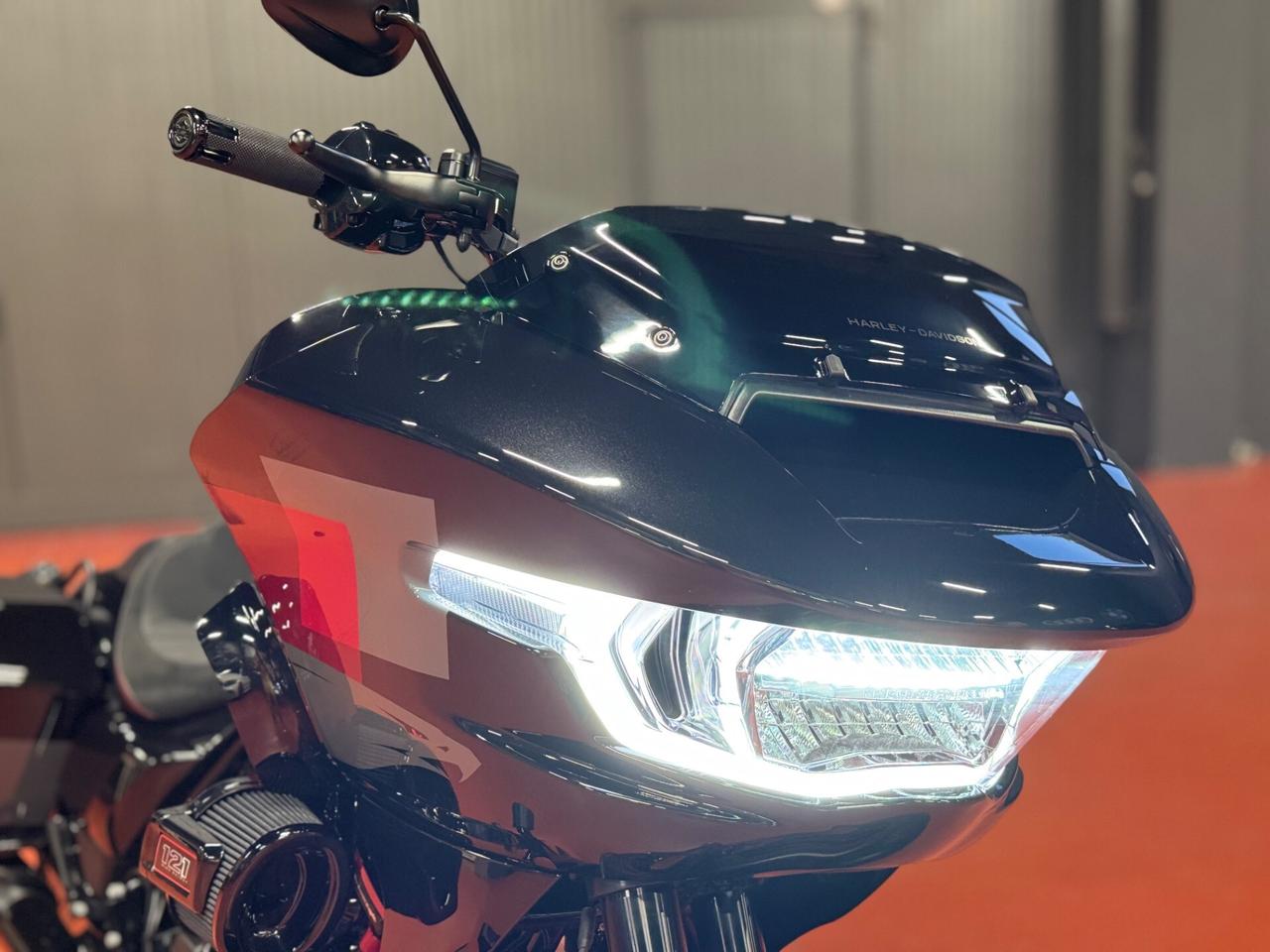 Harley-davidson Street Glide C.V.O. CVO ST