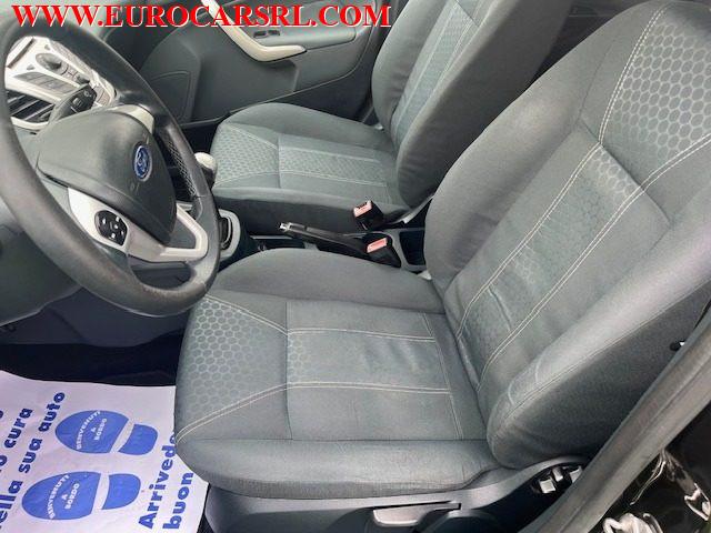 FORD Fiesta 1.4 TDCi 70CV 5 porte Titanium