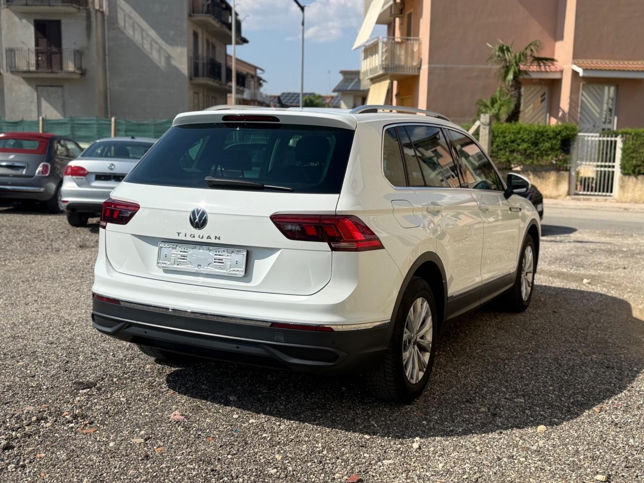 Volkswagen Tiguan 2.0 TDI 150 CV SCR DSG Elegance