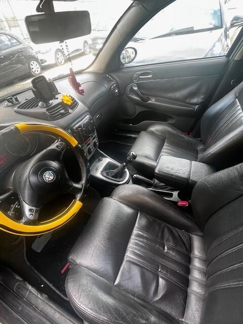 Alfa Romeo 147 1.9 JTD (120) 5 porte Murphy&Nye