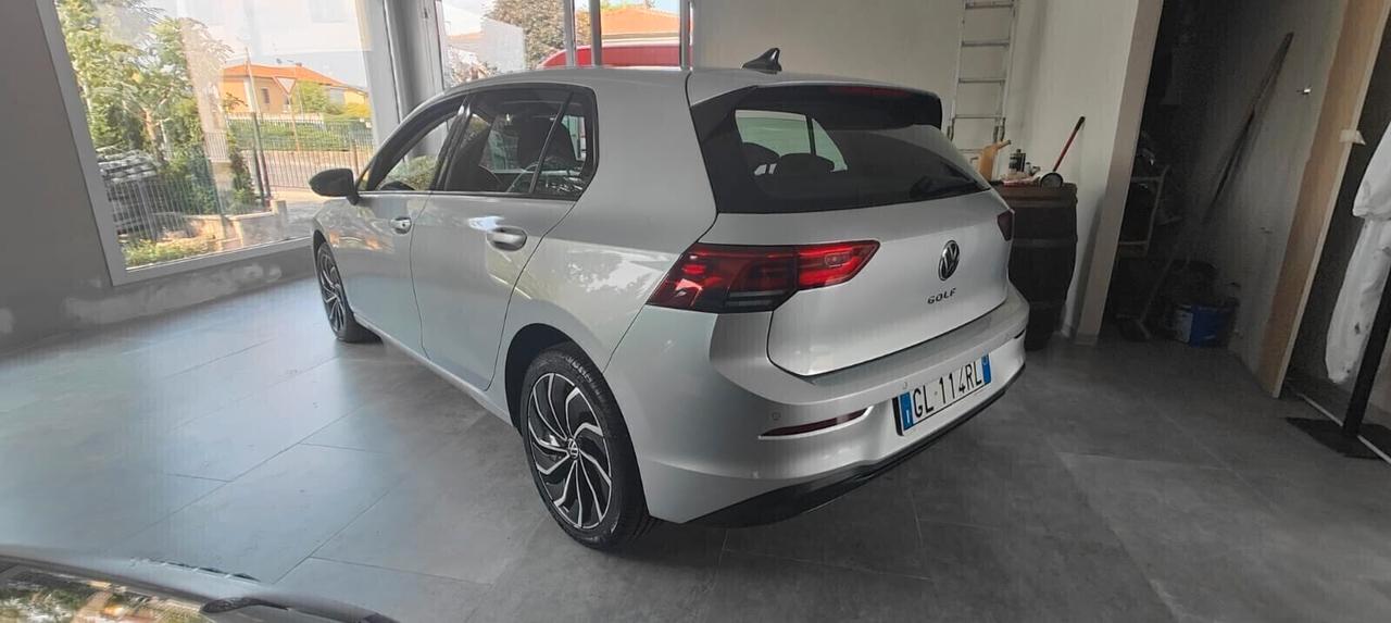 Volkswagen Golf 2.0 TDI 115 CV SCR Life