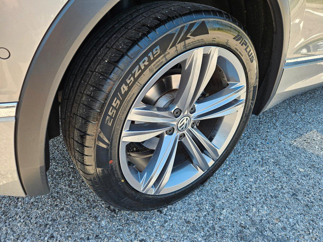 Volkswagen Tiguan 2.0 tdi Advanced R-Line Exterior Pack 150cv dsg