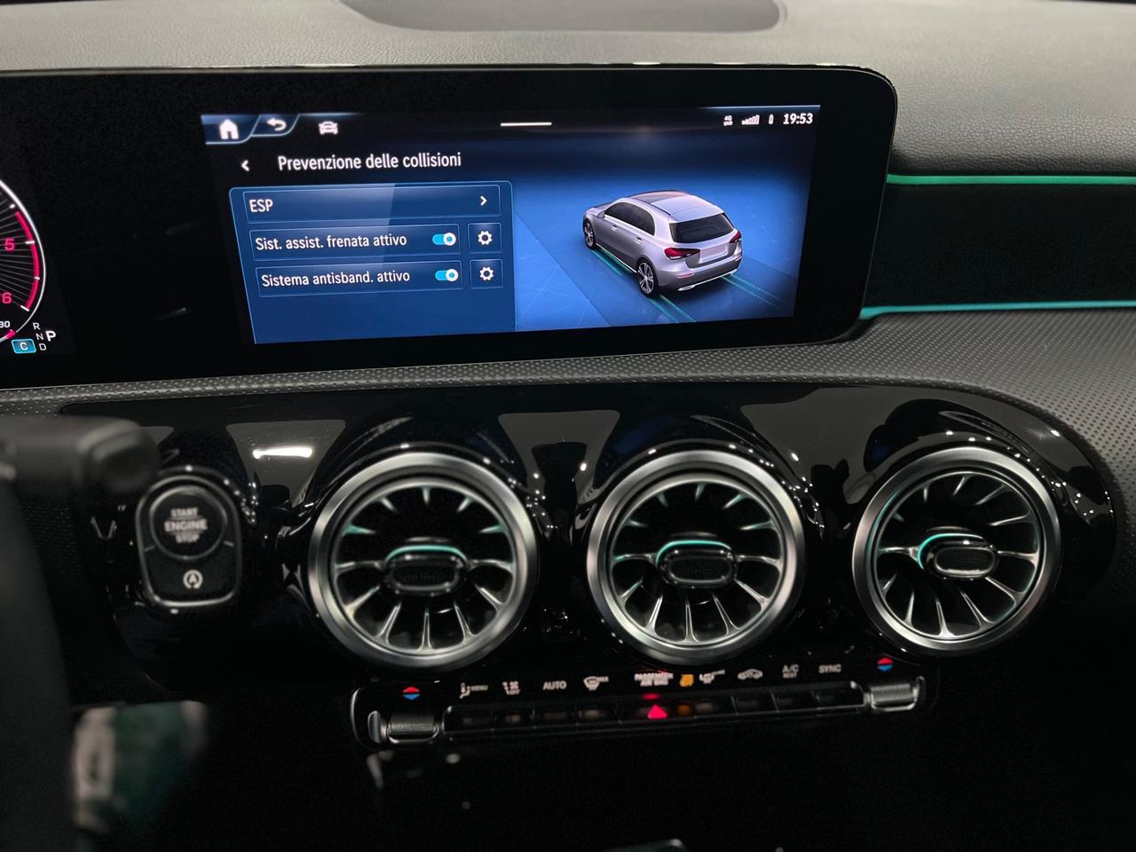 Mercedes Benz A180d Aut. AMG Line Premium 116 cv