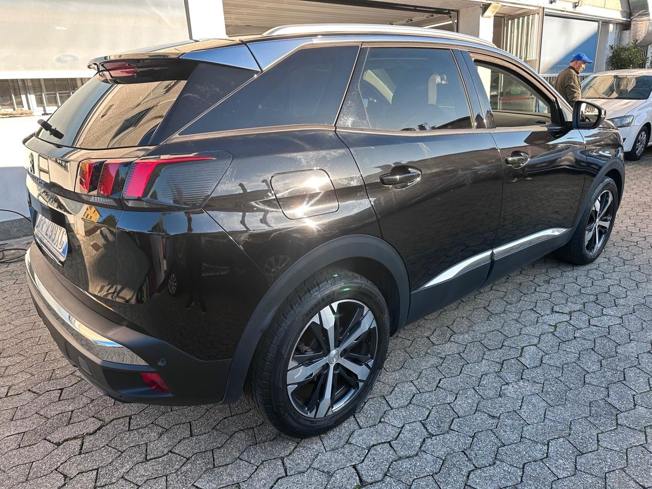 Peugeot 3008 BlueHDi 120 EAT6 S&S Allure