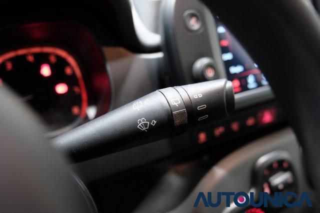 FIAT Panda 1.0 FIREFLY S&S HYBRID CITY LIFE NEOPATENTATI