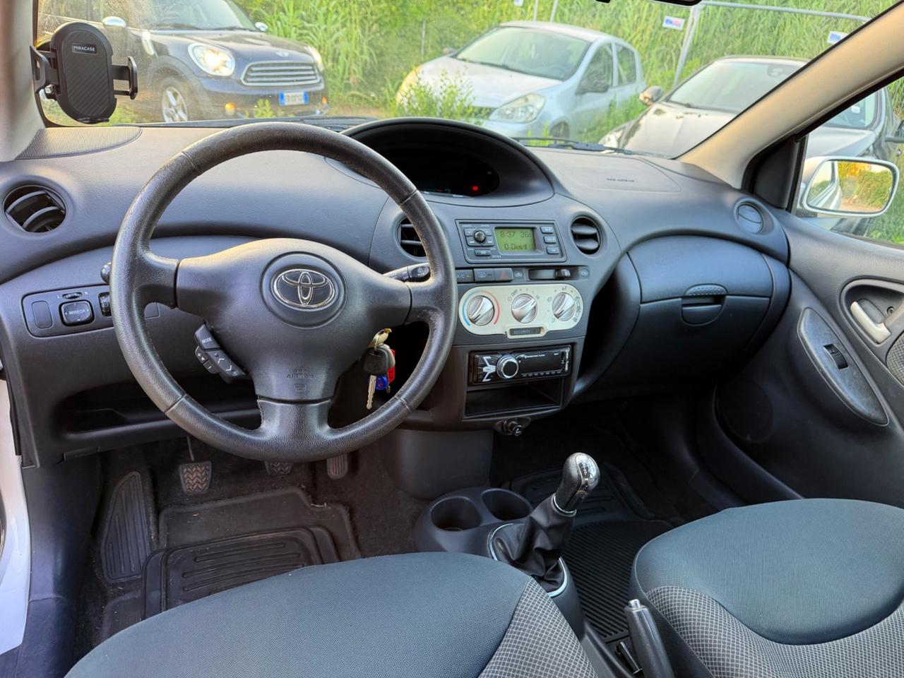 Toyota Yaris 1.0i 3 porte Expo Clima Benzina 65cv 2005