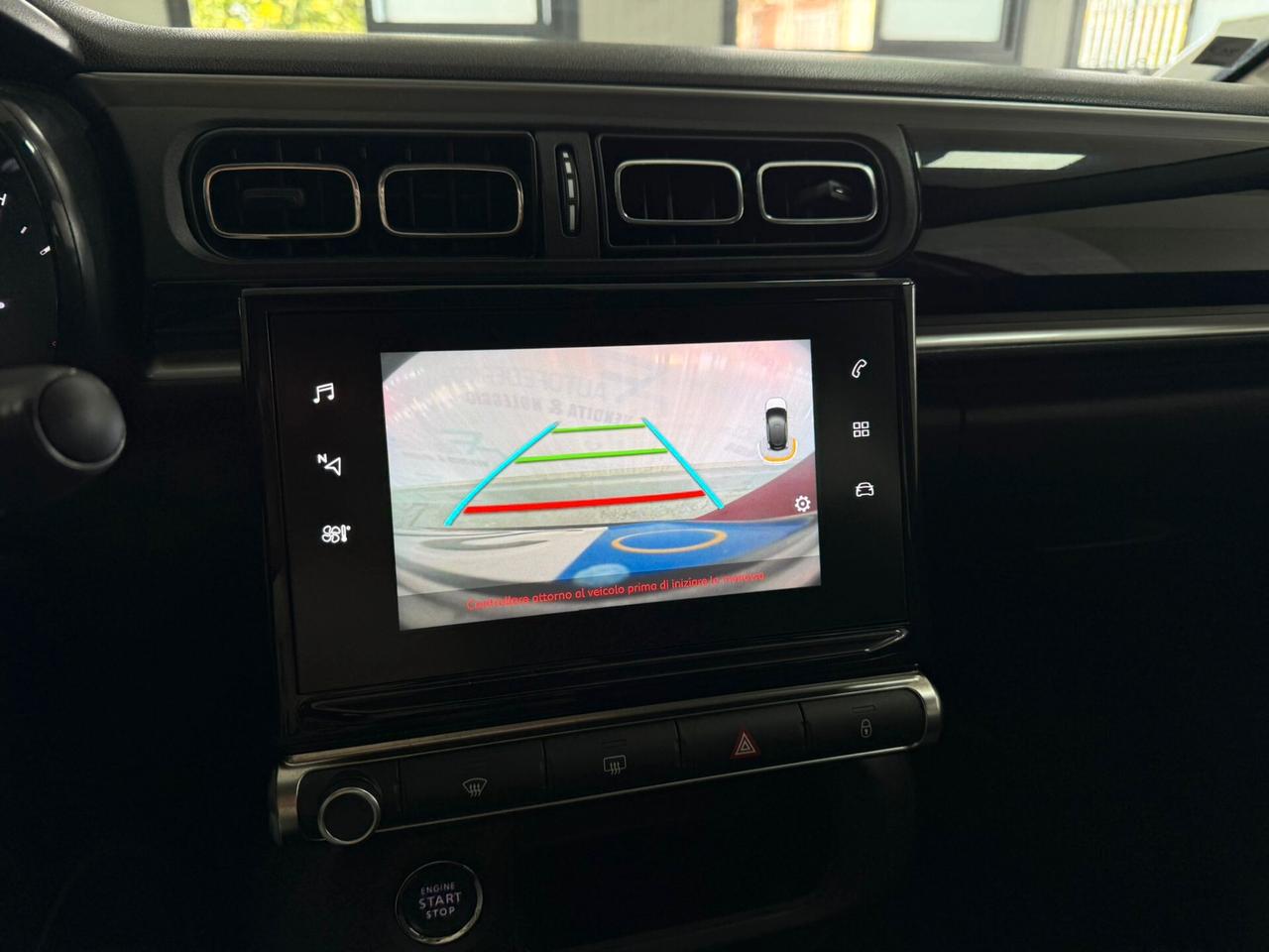 Citroen C3 1.2 Benz. 83cv S&S Shine