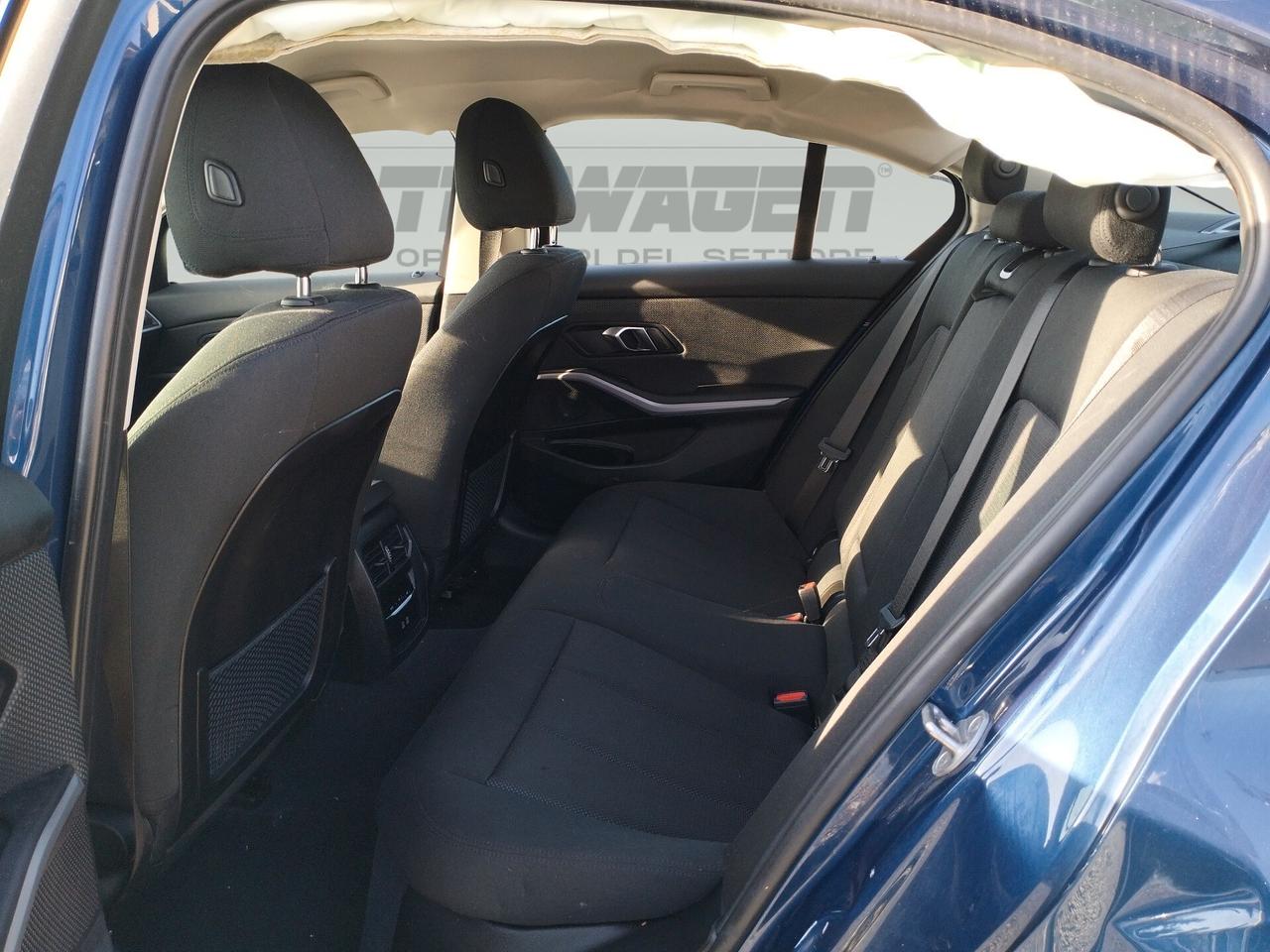 BMW 316 d Berlina mhev 48V auto