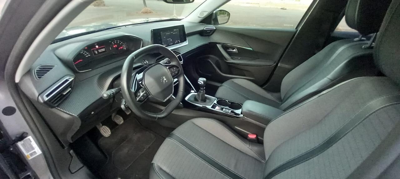 Peugeot 2008 1.2 benz. PureTech 130 S&S Allure Pack