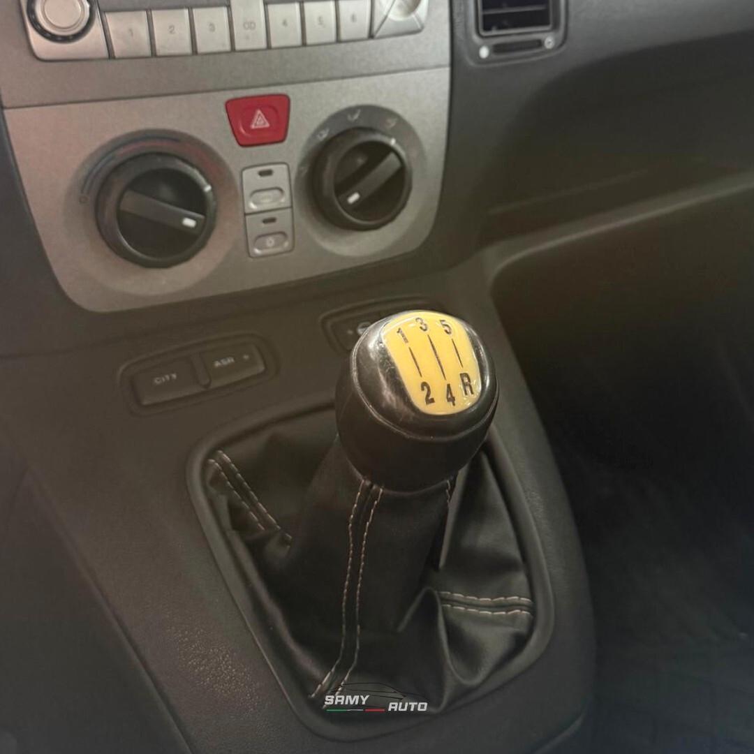 Lancia MUSA 1.3 Mjt 92 CV