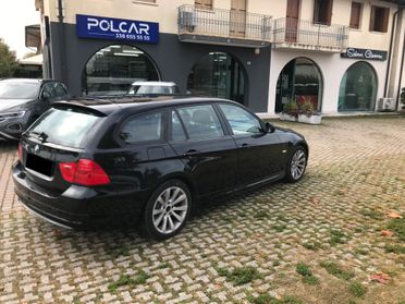 BMW 318d Touring 2.0 Eletta Automatica Neopatentati