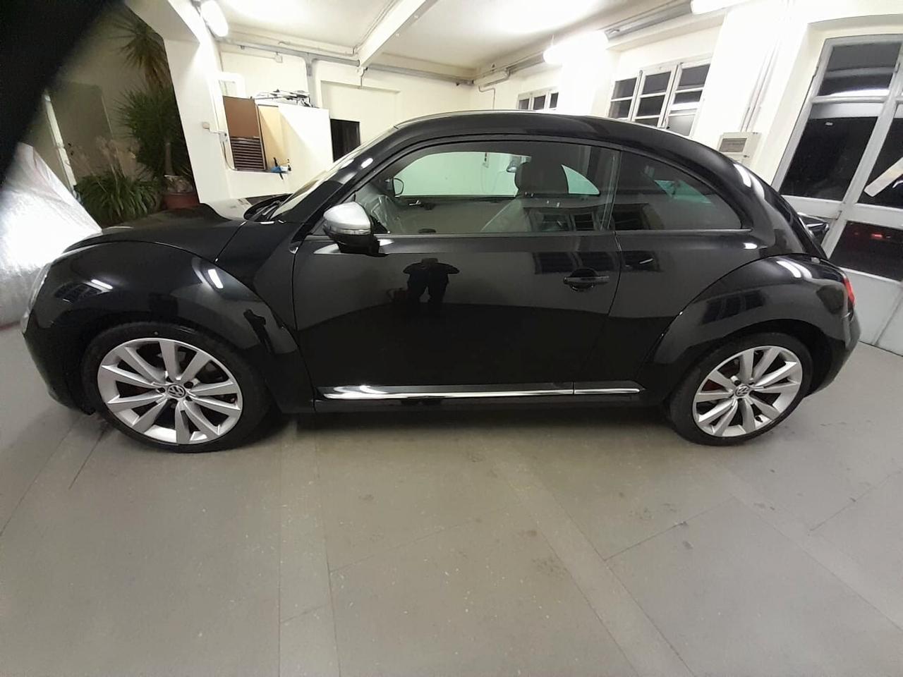 Volkswagen Maggiolino 2.0 TSI DSG Sport