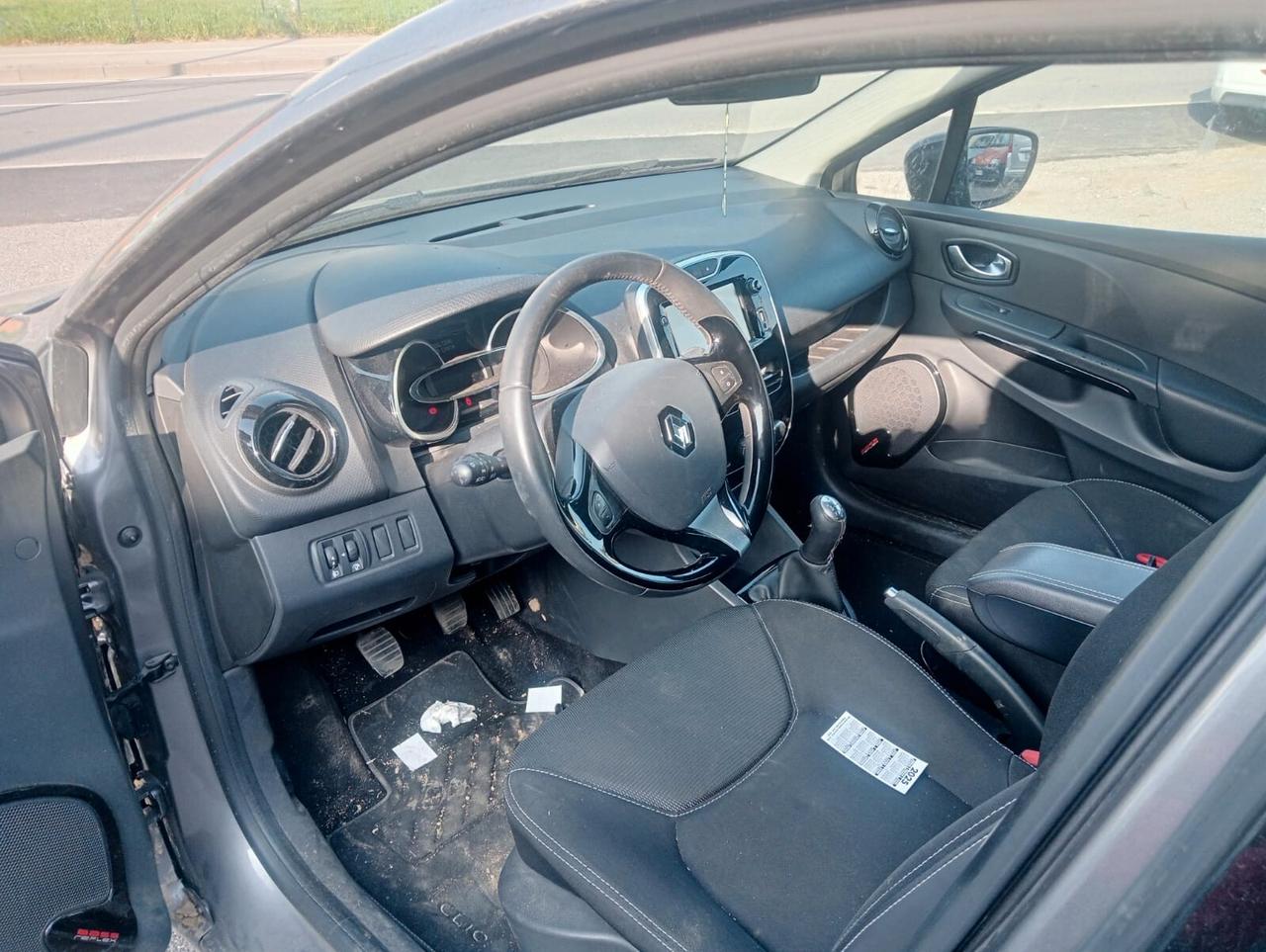 Renault Clio Sporter 1.5 dCi 8V 75CV Live