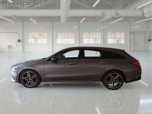 MERCEDES-BENZ CLA 180 CLA Shooting Brake Premium auto - GE748CY