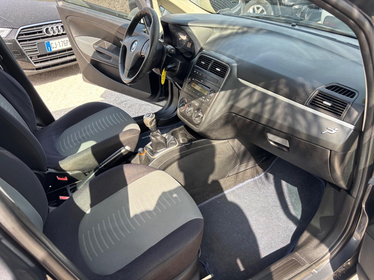 FIAT GRANDE PUNTO 1.3MJ 75CV SOLI 66.000KM