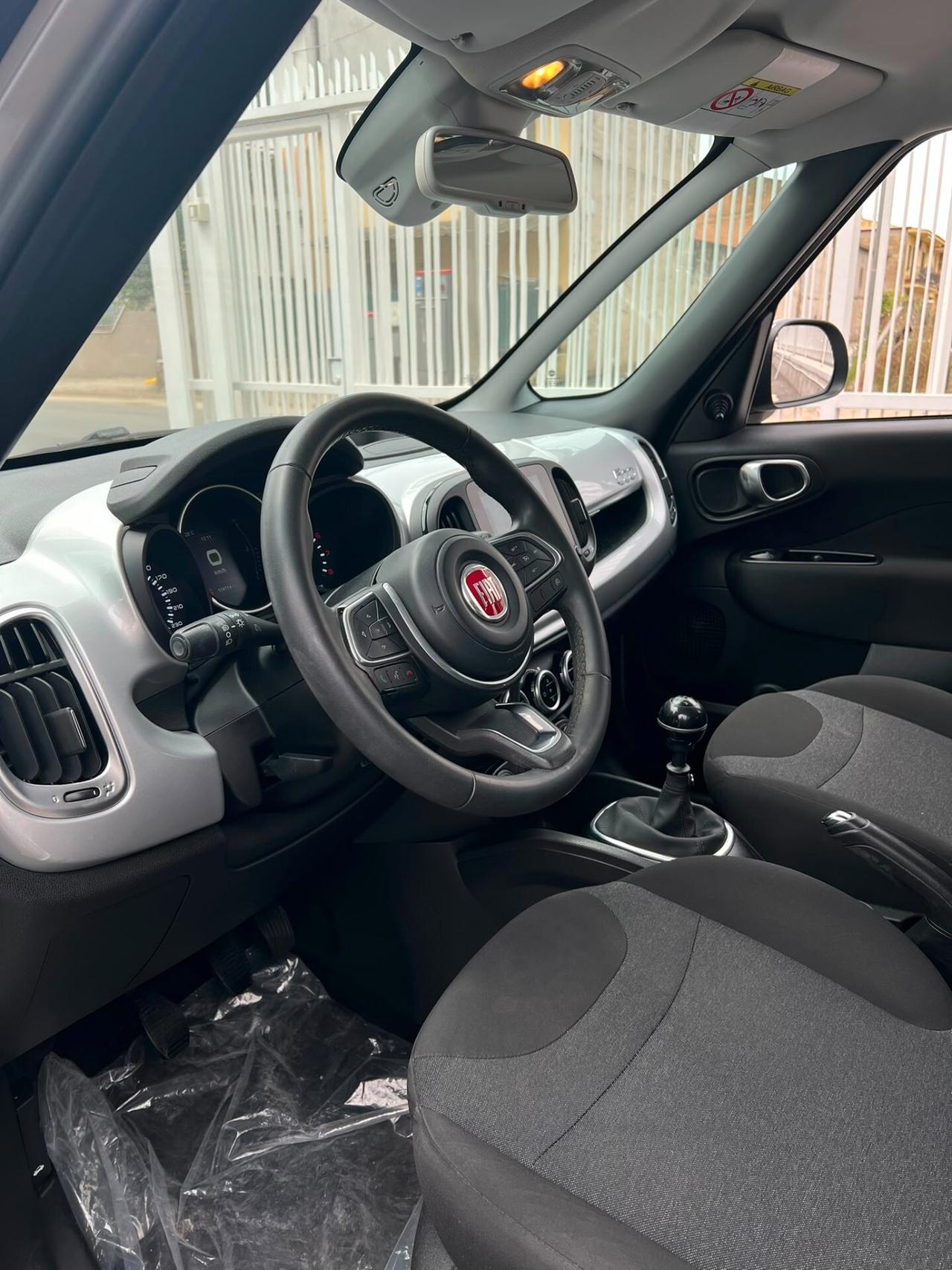 Fiat 500L 1.4 95 CV S&S Cross