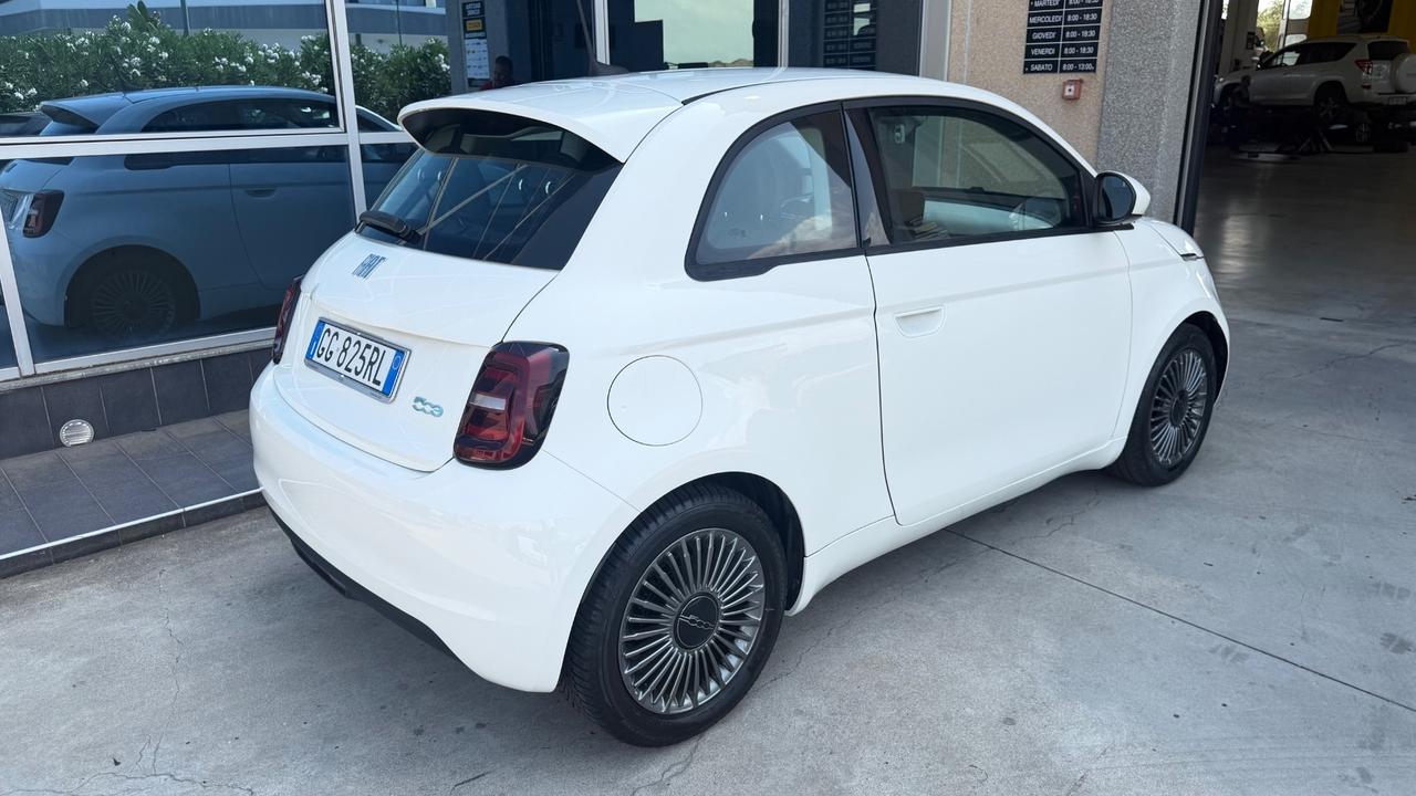 Fiat 500 500e Berlina 42 kWh Icon 118cv
