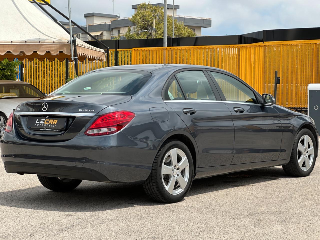 MERCEDES BENZ C 180 d Auto Executive