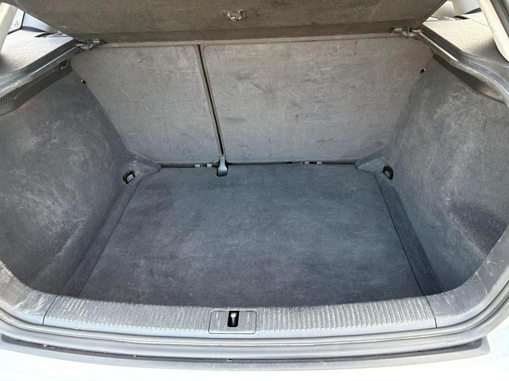 Audi A3 Sportback 1.6 tdi Young Edition 90cv ADATTA NEOPATENTATI