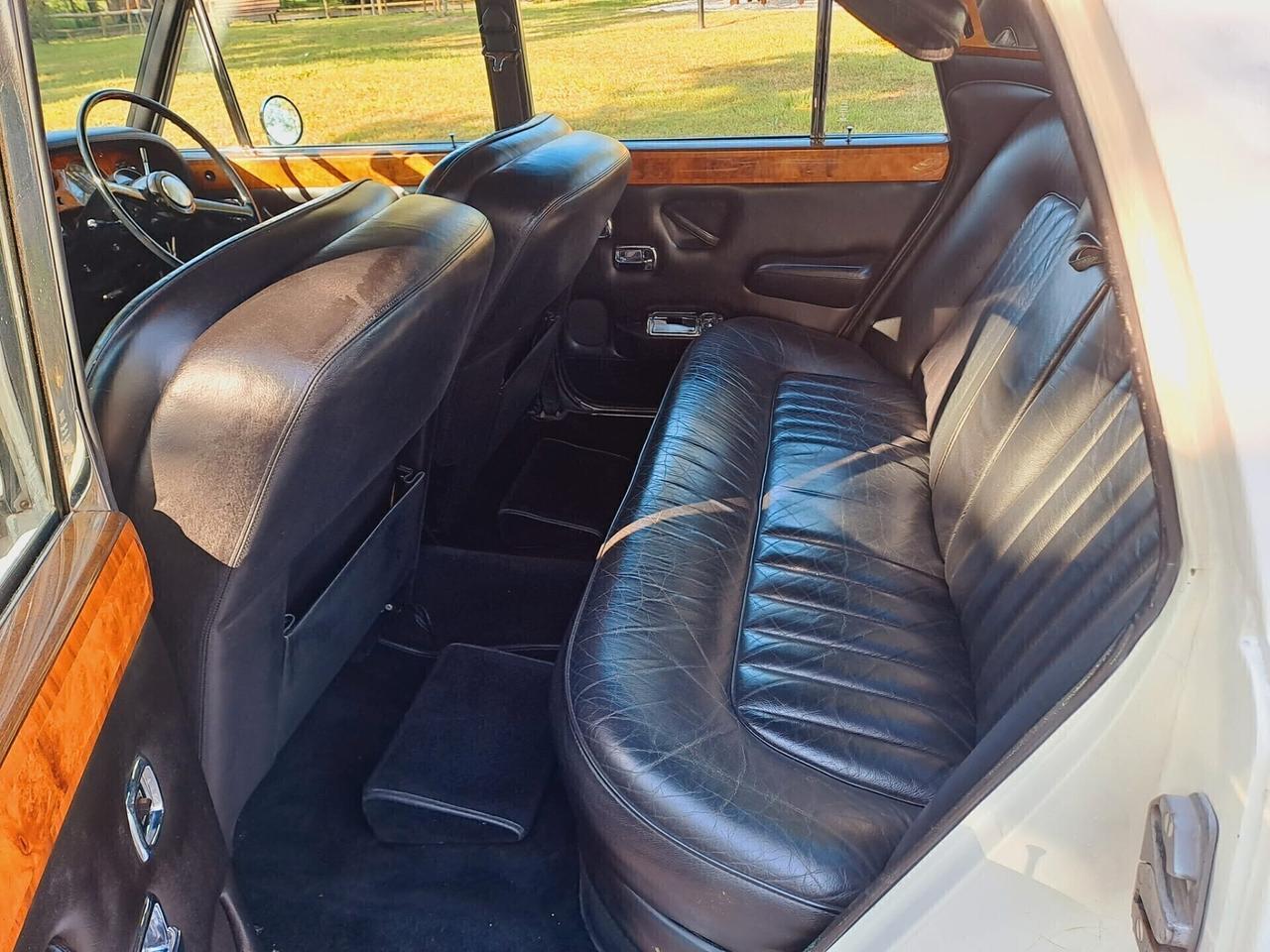 Bentley S2 RHD
