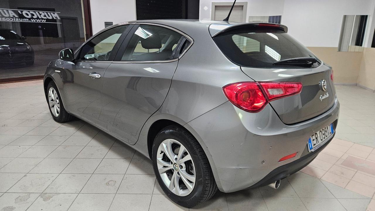 Alfa Romeo Giulietta 1.6 JTDm-2 105 CV Exclusive