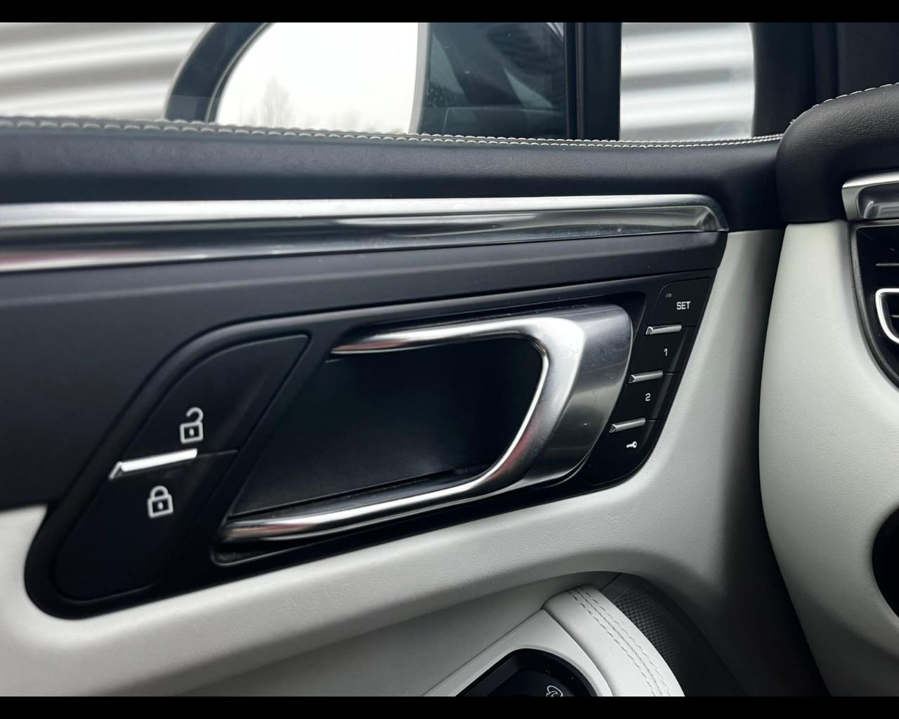 PORSCHE PORSCHE MACAN 2.0 PDK