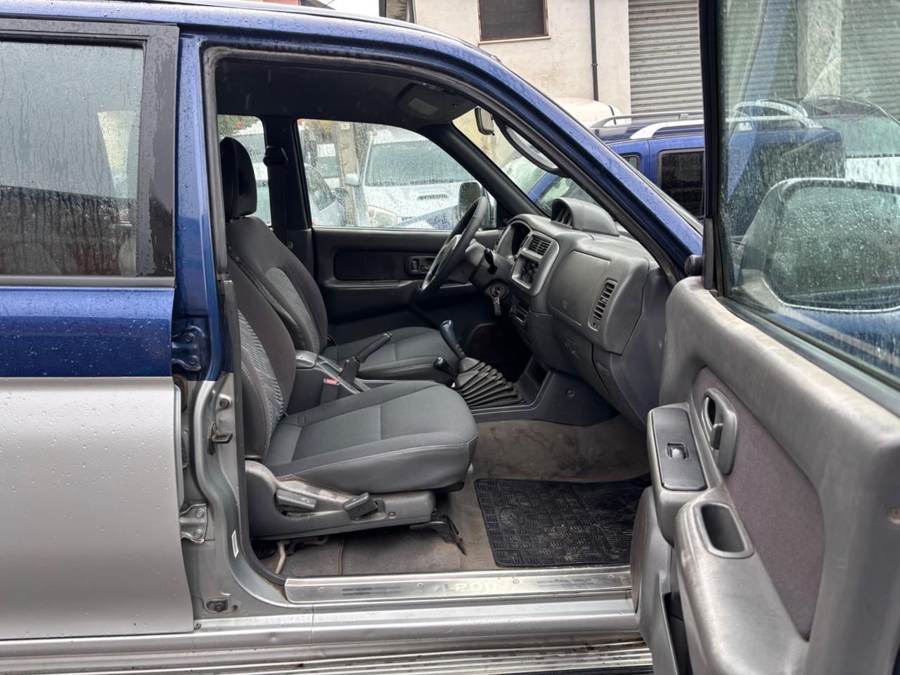 Mitsubishi L200 2.5 TDI 4WD Club Cab Pup. GLS Targ.