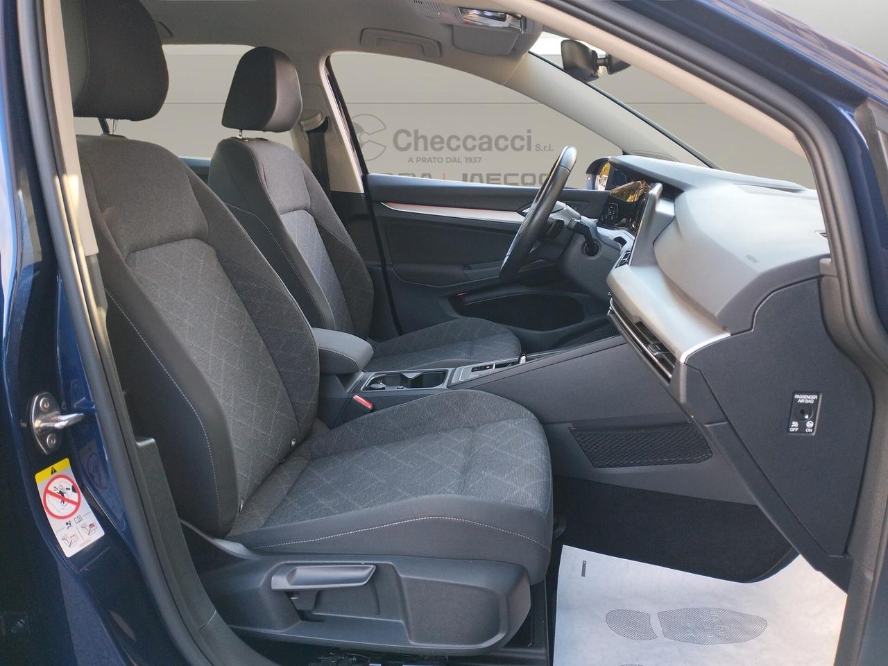 Volkswagen Golf 1.0 eTSI EVO DSG Life * IVA ESPOSTA *