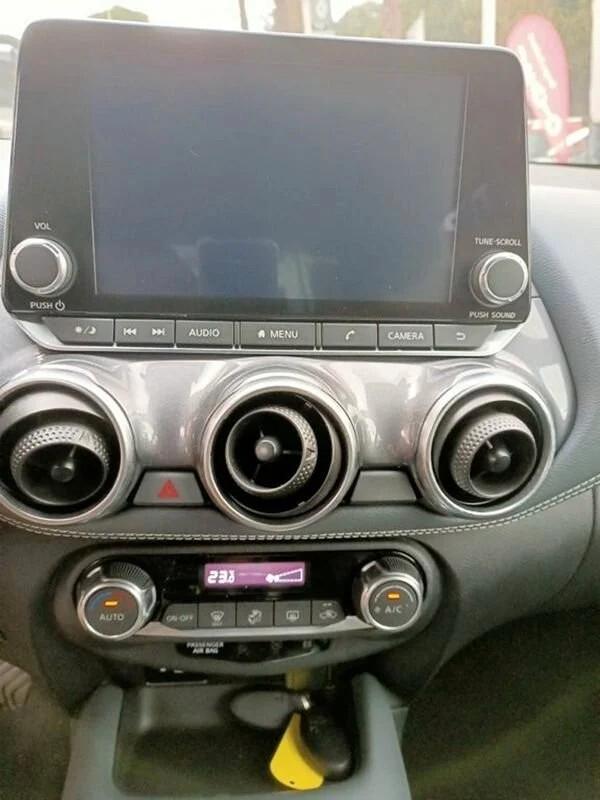 Nissan Juke 1.0 DIG-T 114 CV N-Connecta DEL 2022 pochi km