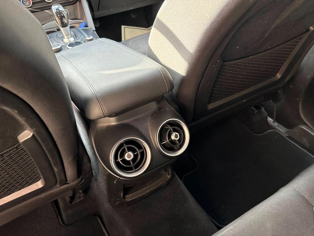 Alfa Romeo Stelvio 2.2 190 CV AT8 Q4 - 2019