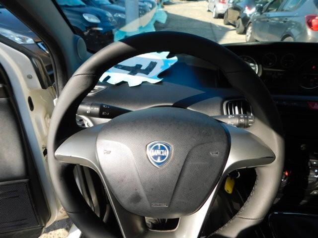 Lancia Ypsilon 1.3 MJT 16V 95 CV 5 porte S&S Elle