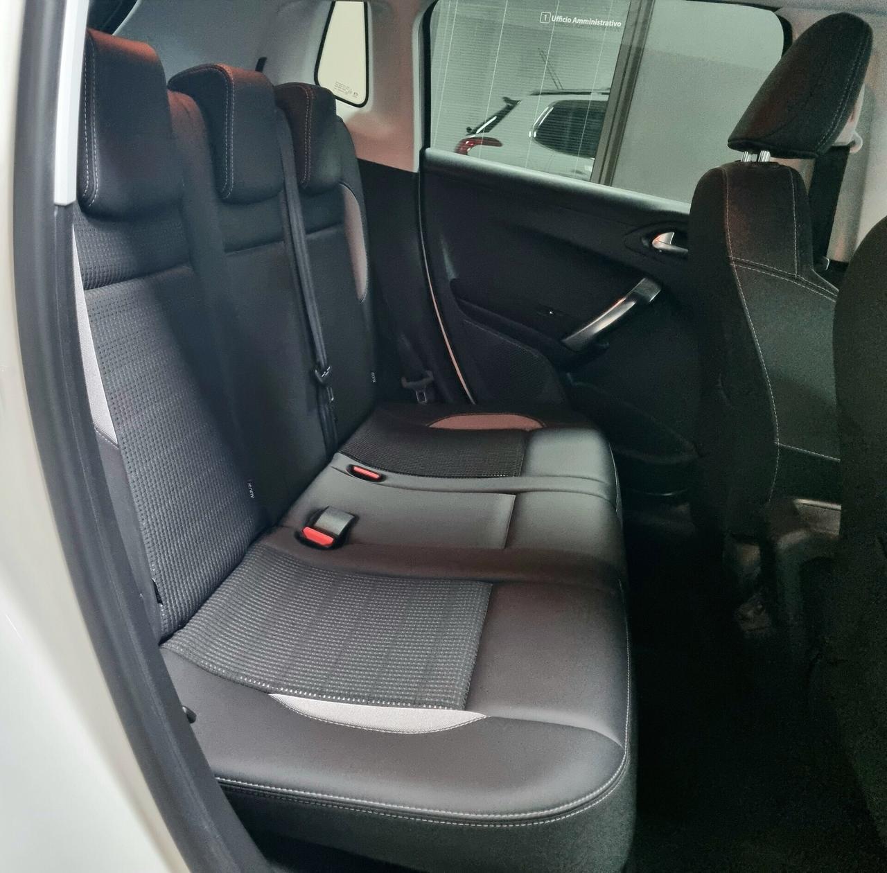 PEUGEOT 2008 1.6 BlueHDi 120CV ALLURE NEOPATENTATI