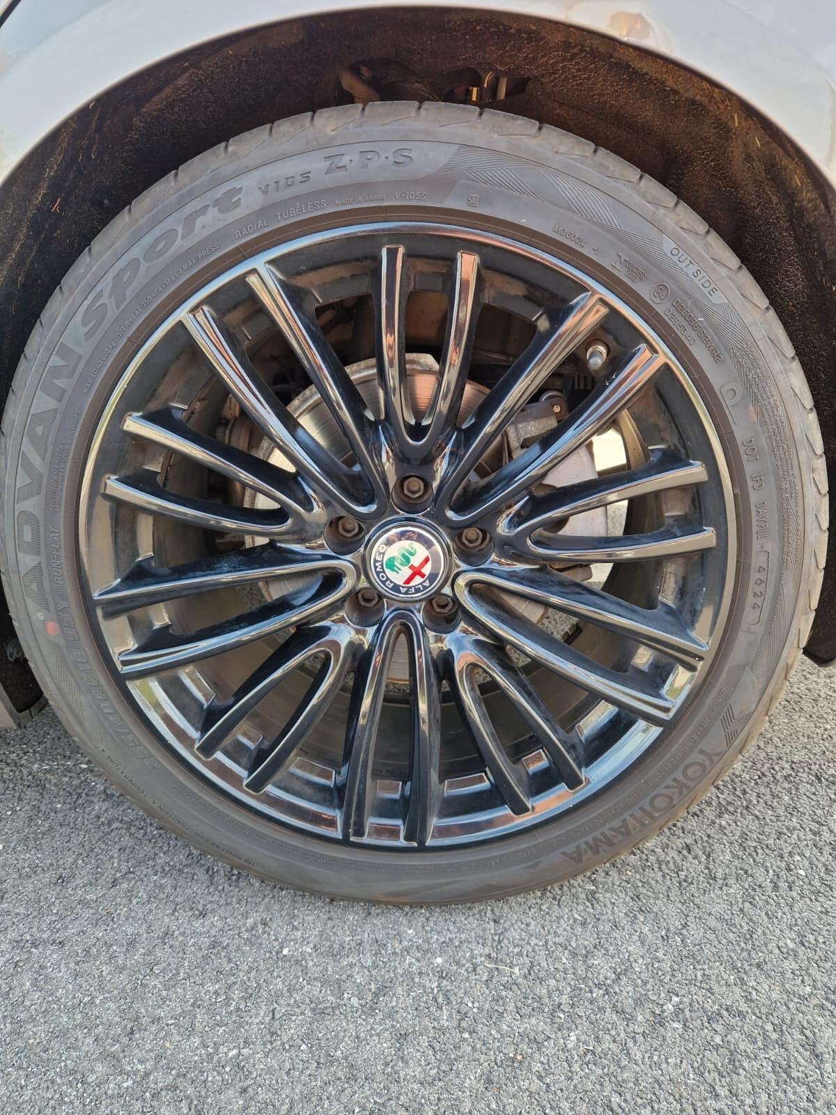 Alfa Romeo Giulia 2.2 Turbodiesel 180 CV AT8 Business Sport Launch Ed.