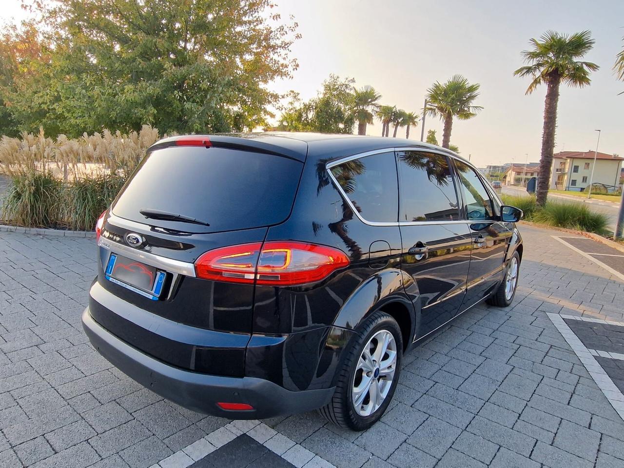 Ford S-Max 2.0 TDCi 163CV New Titanium