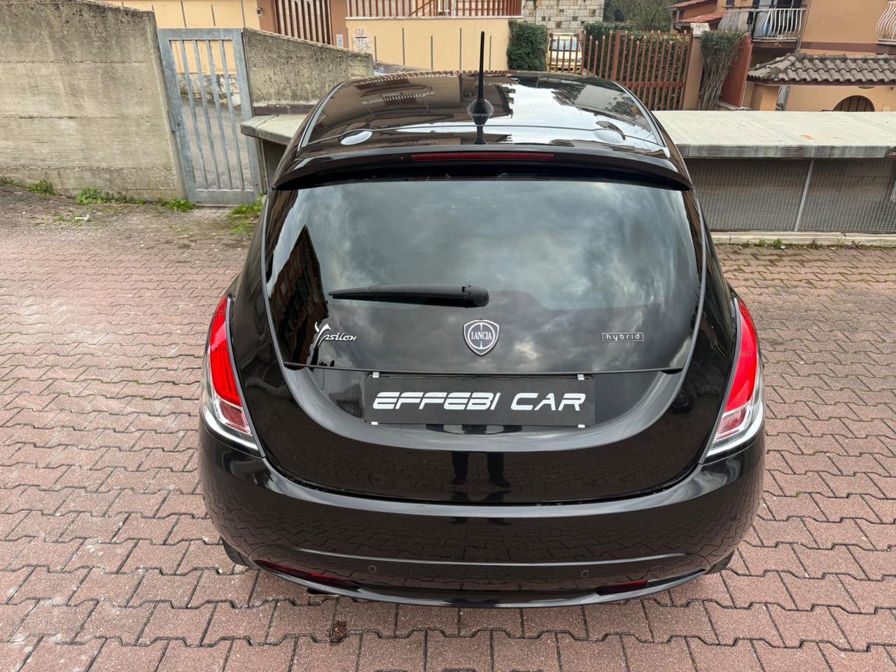Lancia Ypsilon 1.0 Firefly Hybrid Gold PERFETTA!!!