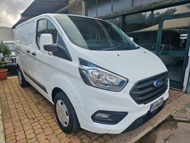 Ford Transit Custom 2.0 TDCi 130 PC Furgone Titanium