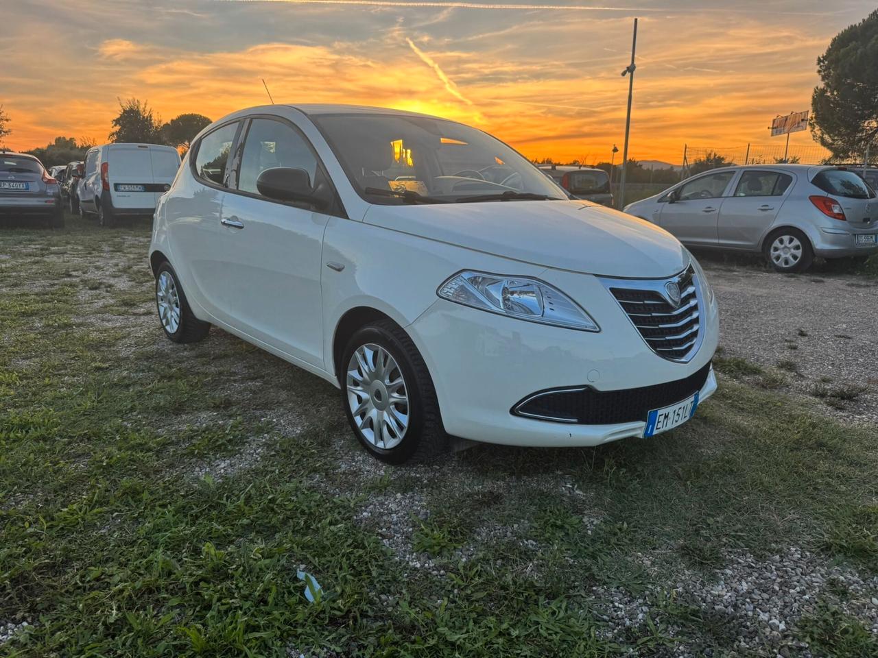Lancia Ypsilon 1.2 SOLO 114.000 KM NEOPATENTATI