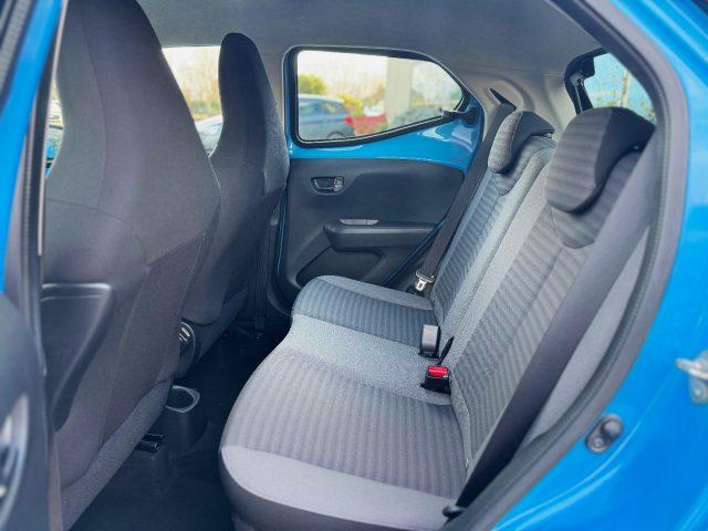 TOYOTA Aygo CONNECT 1.0 VVT-i 5 P X-BUSINESS *SERVICE TOYOTA*