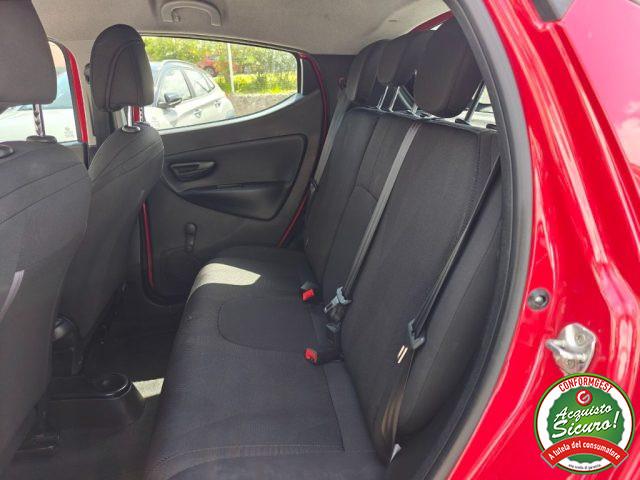 LANCIA Ypsilon 1.2 69 CV 5 porte Gold