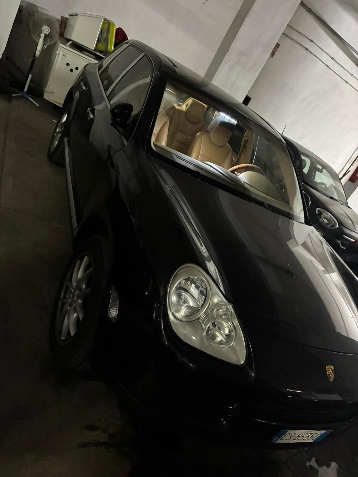 Porsche Cayenne 4.5 cat S