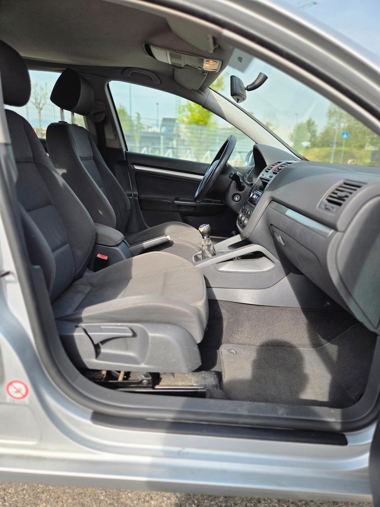 Volkswagen Golf 2.0 16V TDI 4mot. 5p. Sportline