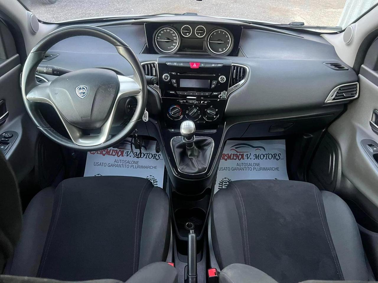 Lancia Ypsilon COMPRATA NUOVA