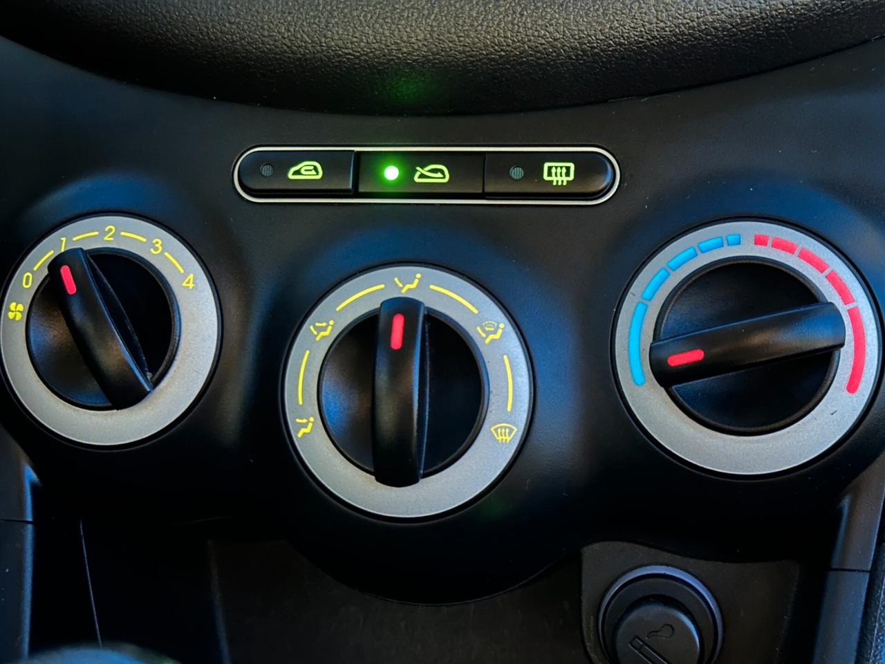 HYUNDAI i10 1.1 12V BlueDrive GPL